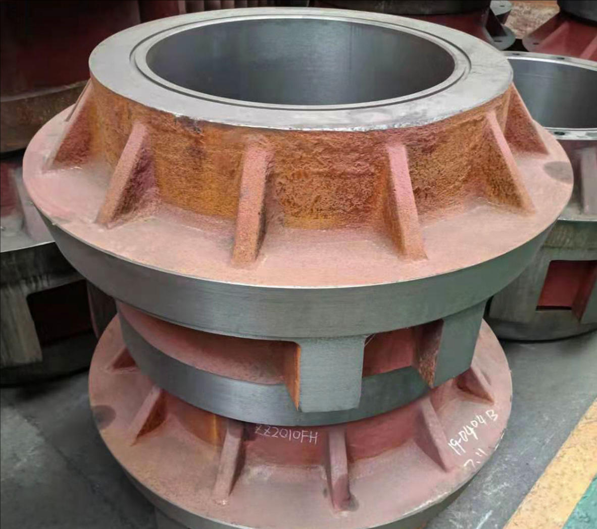 Какие меры предосторожности следует принимать при литье пластичного железа с использованием процесса производства потерянной пены?