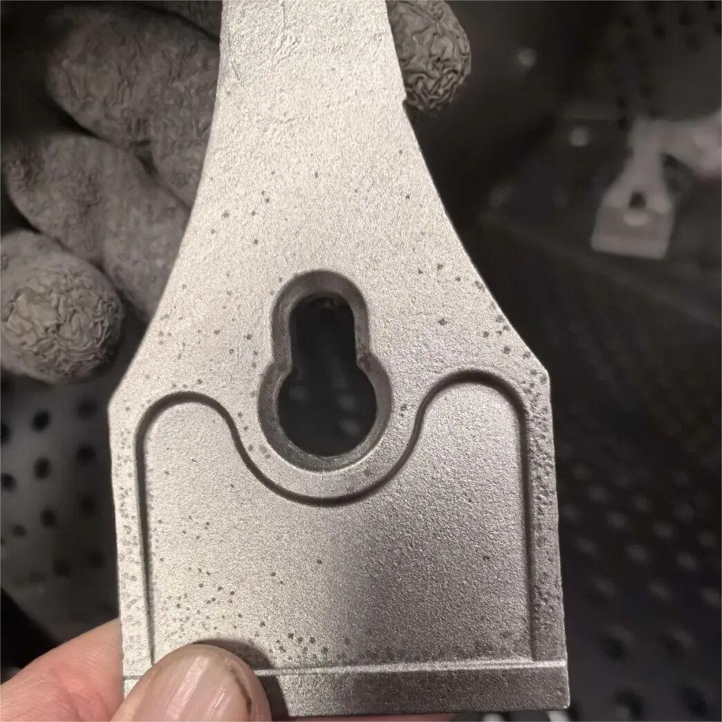 Изготовление 410 деталей из нержавеющей стали с силиказолем массой 205 грамм, с дефектами в виде пятен окисления на поверхности: причины и пути решения